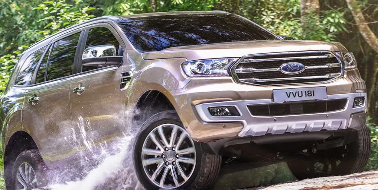 ford-everest-titanium-20l-at-4wd-can-tho van-hanh-08